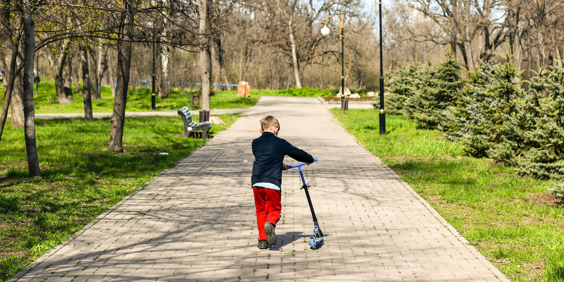 Building Kids’ Coordination and Motor Skills Through Scooting