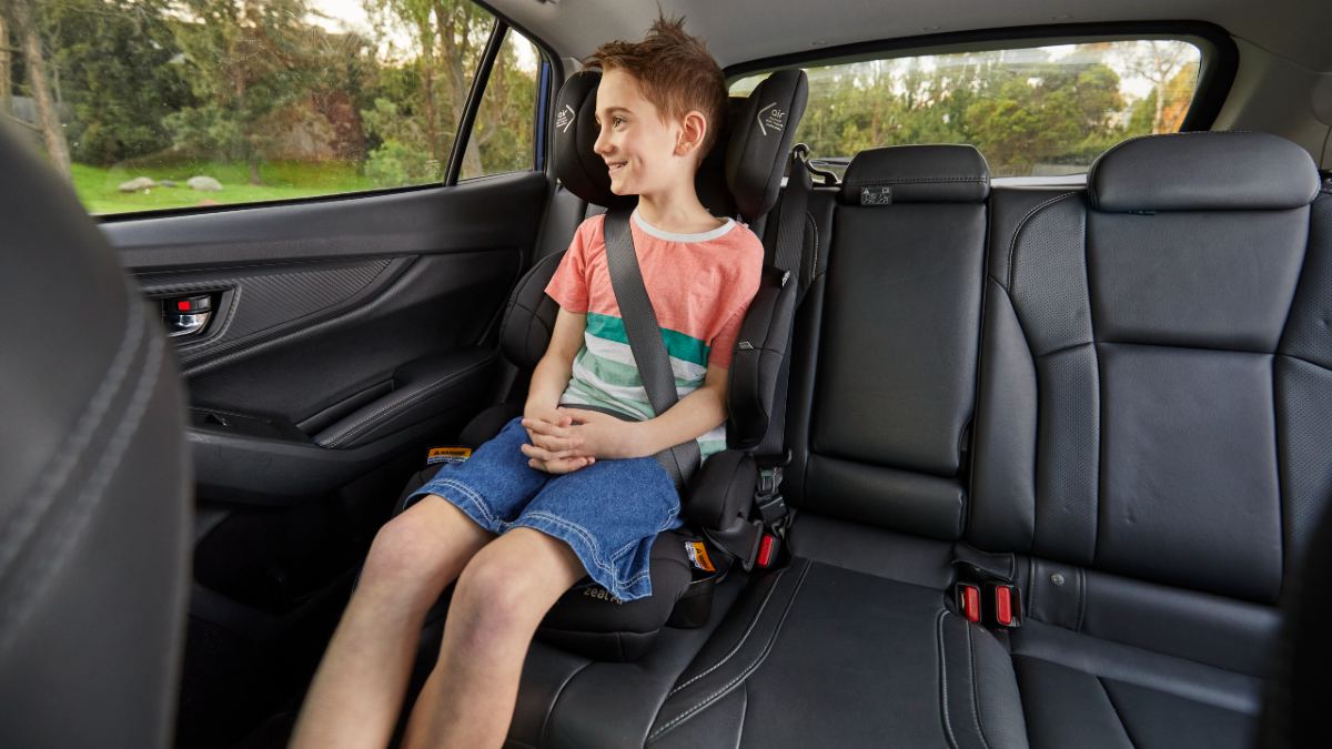 Non Harnessed Booster Seat (4-8)