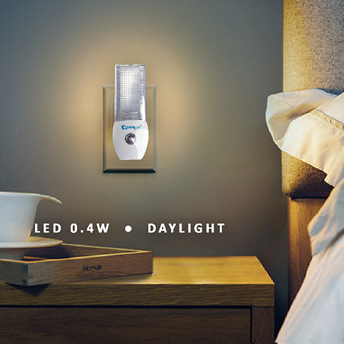 Sansai Sensor Activated LED Home Night Light 240V 0.4W