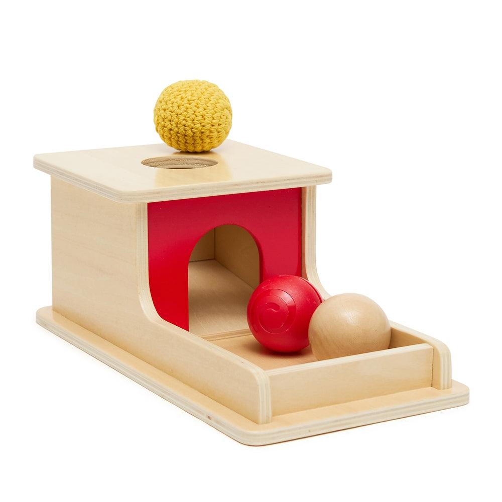 Object Permanence with Tray and 3 balls (Wood, Plastic, Yarn) - Aussie Baby